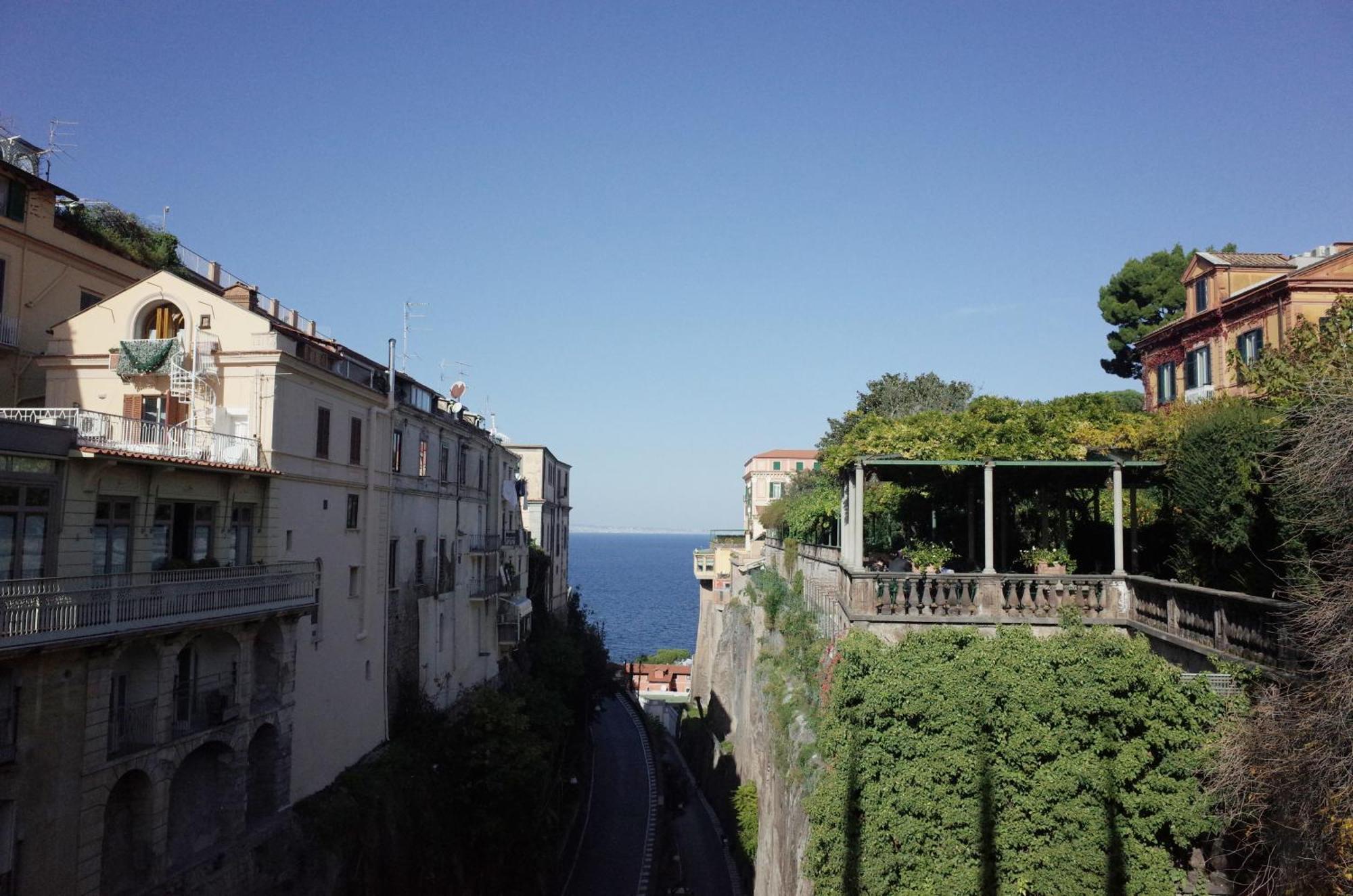 Bed and Breakfast I Colori Di Península Sorrentina Exterior foto